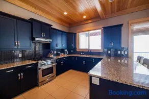The Overlook 5BD Sleeps 10 Silver Star Village - Image 2