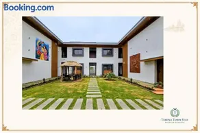 Temple Town Stay - Image 3