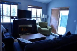 Tyndalstone Lodge 3 Bedroom in the Heart of Village North Whistler - Image 3