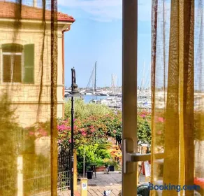 Perla Nera Guesthouse - Image 1