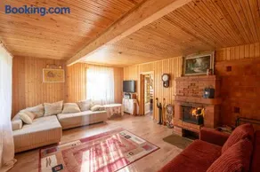 Juniper tree house - Image 1