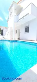 Kiara house with private pool - Image 2