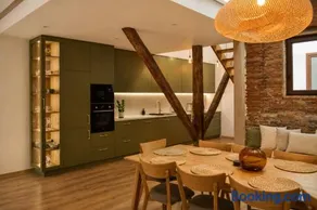 Rosa Loft - Image 1