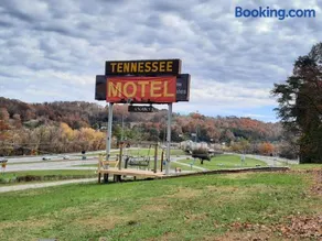 Tennessee Motel - Image 1