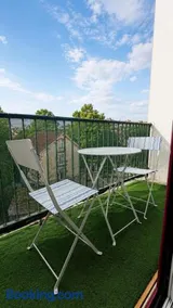 Le cocon Tropical proche Paris avec balcon et parking - Image 3