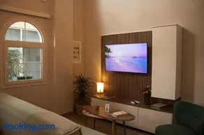 Chryso Boutique Guesthouse - Image 2