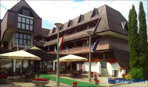 Viking Hotel - Image 1