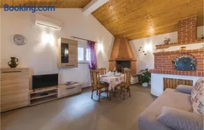 One-Bedroom Holiday Home In Hreljici - Image 2
