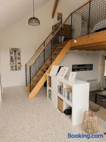 Le Vieux Pressoir avec piscine - Image 2