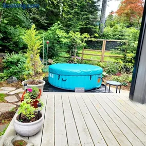 Tiny House with Hot Tub, close to golf, beaches and nature! - Image 3