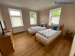 Moderne Wohnung nahe Leipzig und Leipziger Neuseenland mit großer Terrasse für Familien & Gruppen, WLAN, Parkplatz - Image 2