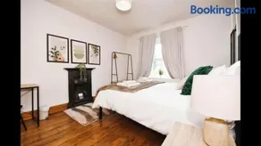 WEST VIEW COTTAGE - Charming Wensley Cottage in the Heart of Peaks - Image 2