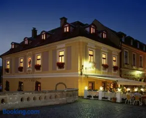 Offi Haz Hotel - Image 1
