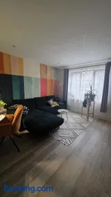 Bright Bedroom in Modern 2-Bed Flat - Image 2