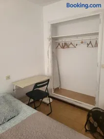 Apartamento Victoria, 300 m de la playa y de parking publico en la playa,100 m centro - Image 2