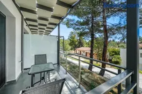 Pine Suites - Image 2