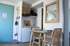 Apartée - T2 cosy - Parking - 5 min centre-ville - Image 2