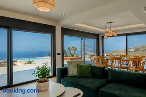 Eos Luxury Villa - Image 2