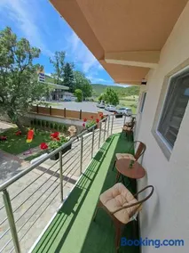 Lazarov Apartments - Image 2