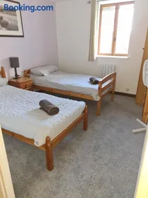 Millstone Gite 1, two bed apartment + shared pool - Image 2