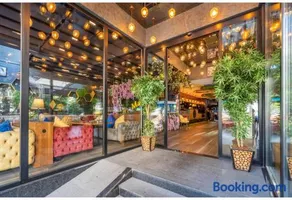 Ma City Hotel - Image 3
