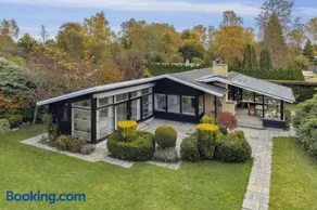 Lovely Holiday Home Near Hornbæk - Image 1