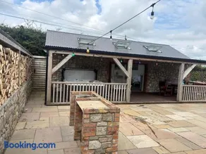 Brandon Lodge - Image 1