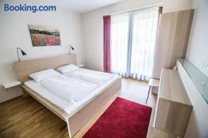 Öregtölgy Apartman - Image 4