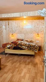 Naggar cottage for couples - Image 3