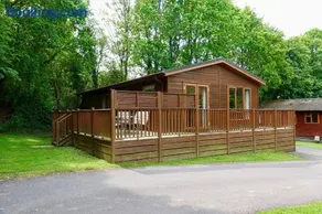 Charming Copse Corner Lodge - Spa Resort - Devon - Image 1