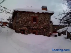 Casa En Cofiñal - Image 3