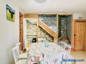 Hayfellside Cottage, Sleep 6,3 Bedrooms(1 ensuite) - Image 2