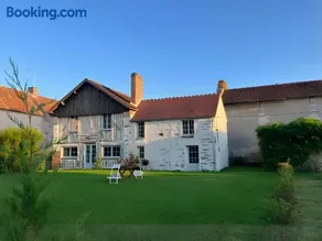 Le Domaine de l'Ormurion - Image 1