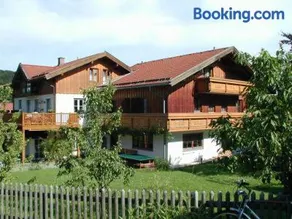 Gästehaus Alpin - inkl. Chiemgau-Karte - Image 1