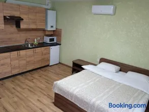 Yellow apartments - Image 3