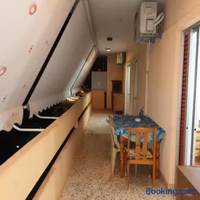 Vintage Apartment Preveza - Image 3