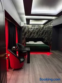 Viktoriya Family Hotel Restaurant complex - Image 2