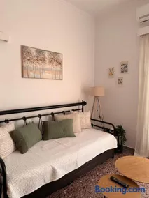 KROKOS HOUSE - Image 2