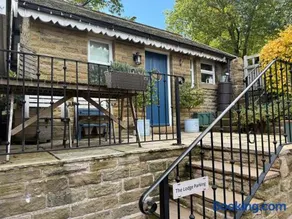 "The Lodge", Holmfirth - Image 2