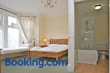 All Seasons Lodge Hotel - Image 3