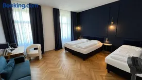 Kolbeck Rooms - Image 1