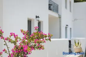 Capital Suites Skopelos - Image 3