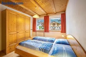 Kuenz Dolomites App Drau - Image 2