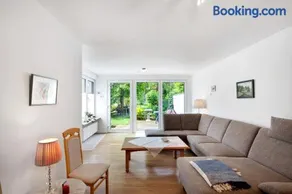 Ferienwohnung mit Garten - Image 1