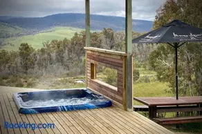 Shiki Snow Cabin - Image 1
