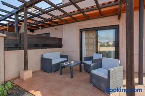 Maison avec jardin, terrasse et internet haut débit | Vue jardin - Image 3