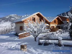Deux grands chalets communicants - Image 3