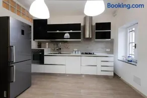 Monza Park Apartment - Image 1