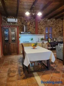 La Buganvilla, descanso entre olivares - Image 2