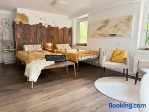 Schiller Ferienwohnung, Pool, Nideggen, Eifel - Image 1
